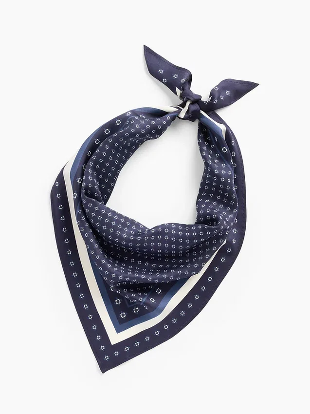 %100 İpek Büyük Boy Üçgen Bandana Atkı