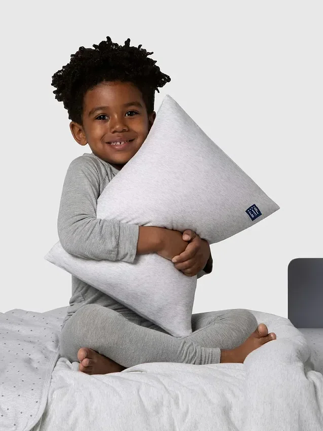 2 Soğutma Kılıflı babyGap Hafızalı Köpük Yürümeye Başlayan Çocuk Yastığı