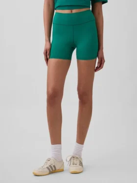 4″ GapFit Pürüzsüz Bisiklet Şortu