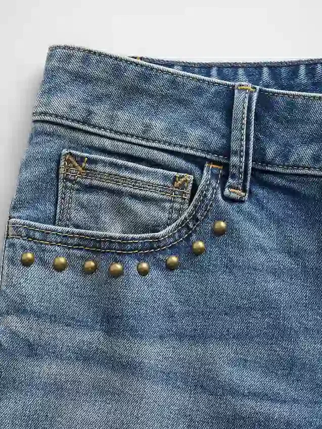 Alçak Bel Uzun ve Dar Kesim Jean'ler