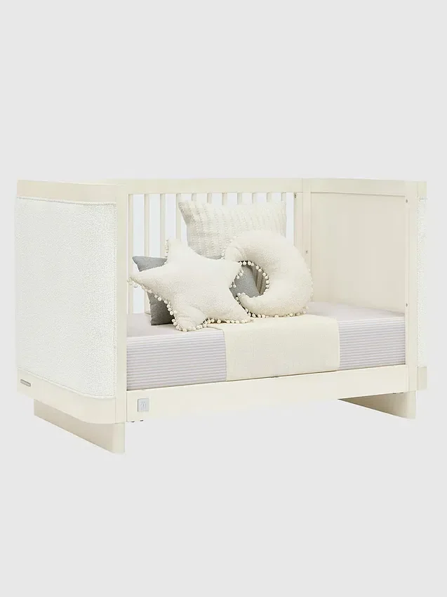 babyGap Callie 4'ü 1 Arada Döşemeli Bebek Yatağı