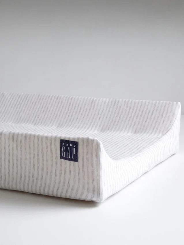 babyGap Serinletici Kılıflı Konturlu Alt Değiştirme Minderi