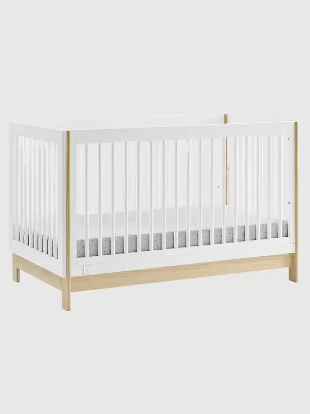 babyGap Tate Dönüştürülebilir Bebek Yatağı