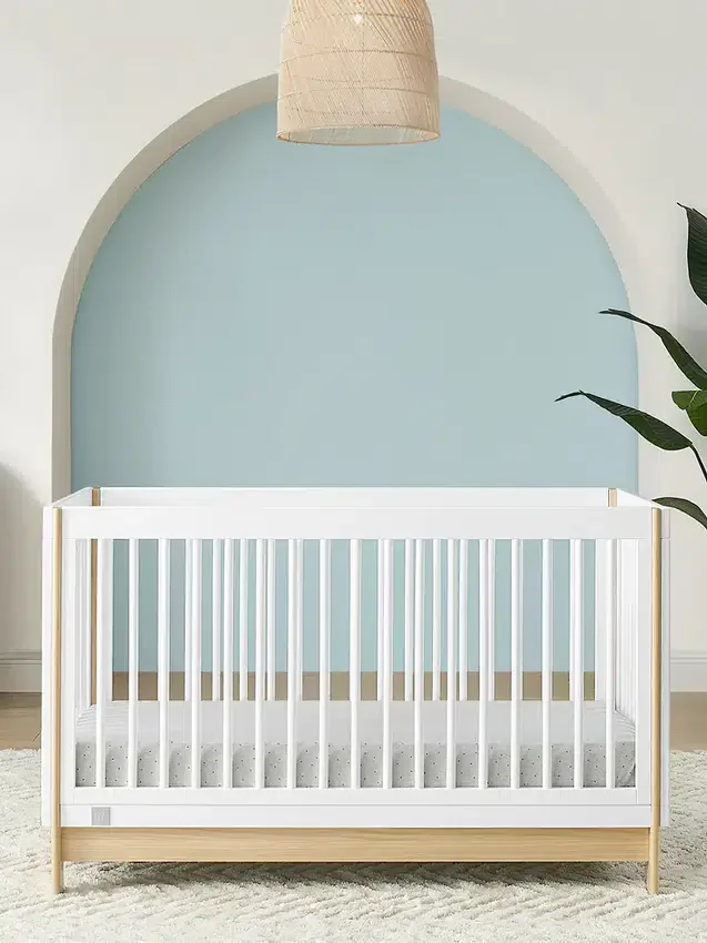 babyGap Tate Dönüştürülebilir Bebek Yatağı
