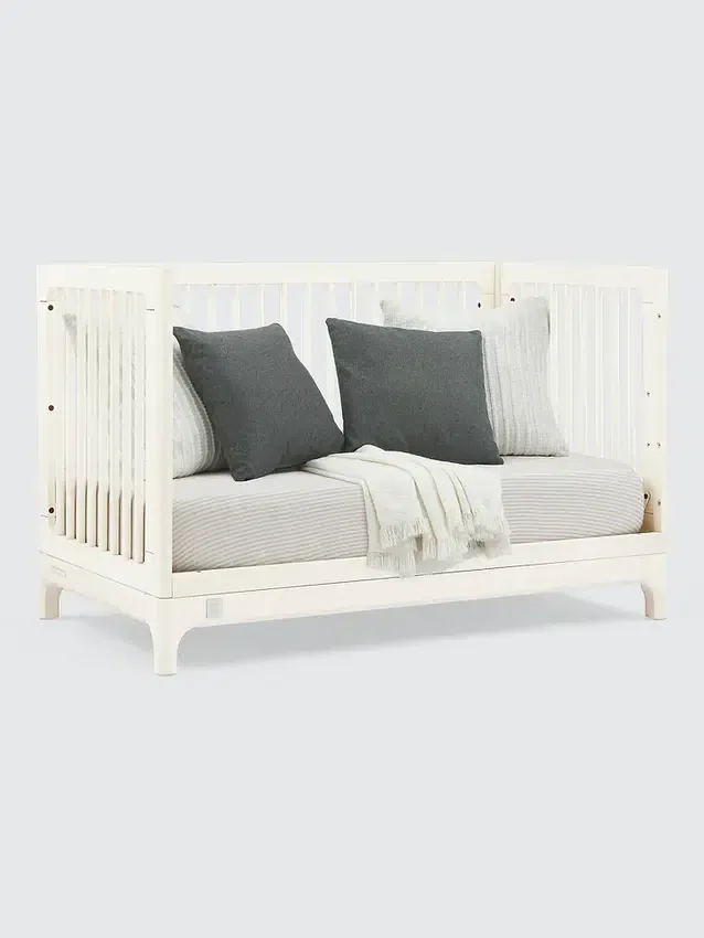 babyGap Wren 4'ü 1 Arada Dönüştürülebilir Bebek Yatağı