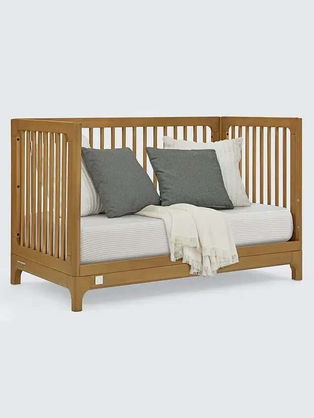 babyGap Wren 4'ü 1 Arada Dönüştürülebilir Bebek Yatağı