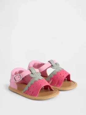 Bebek Çilekli Sandaletler