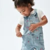 Bebek & Yürümeye Başlayan Çocuk İçin Nakışlı Denim Şortlu Tulum