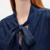 Denim Bağcıklı Yaka Gömlek