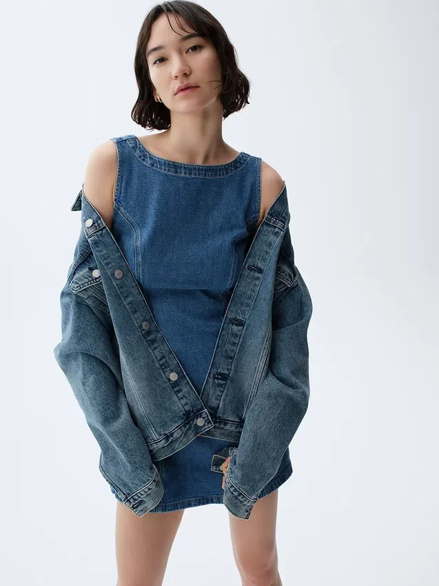 Denim Kayık Yaka Sırtı Açık Mini Elbise
