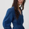 Denim Parçalı Bel Midi Elbise