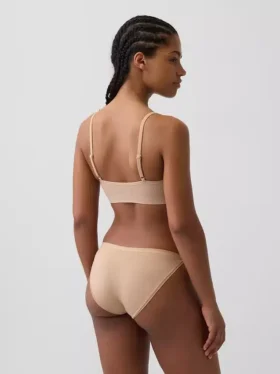 Dikişsiz Nervürlü Üçgen Bralette