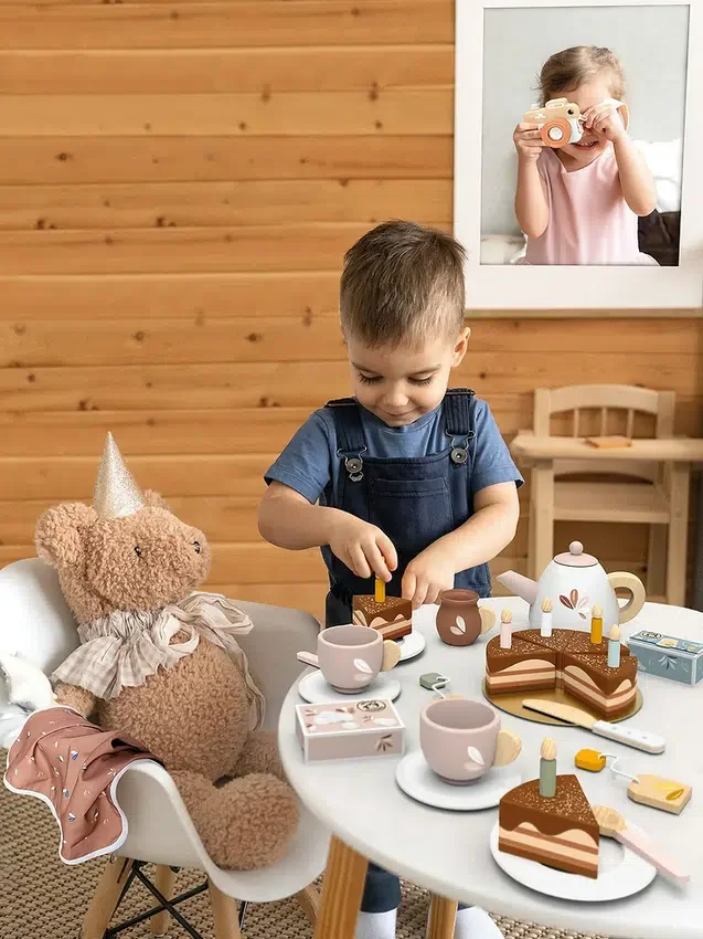 Doğum Günü Çay Seti - Küçük Çocuk Oyuncağı