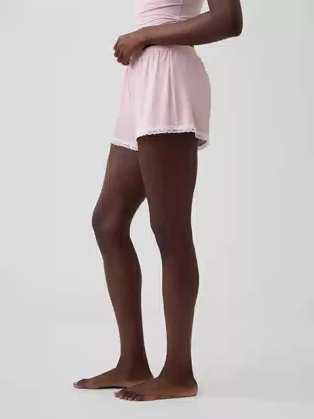 En Yumuşak Modal Dantel Süslemeli Pijama Şortu