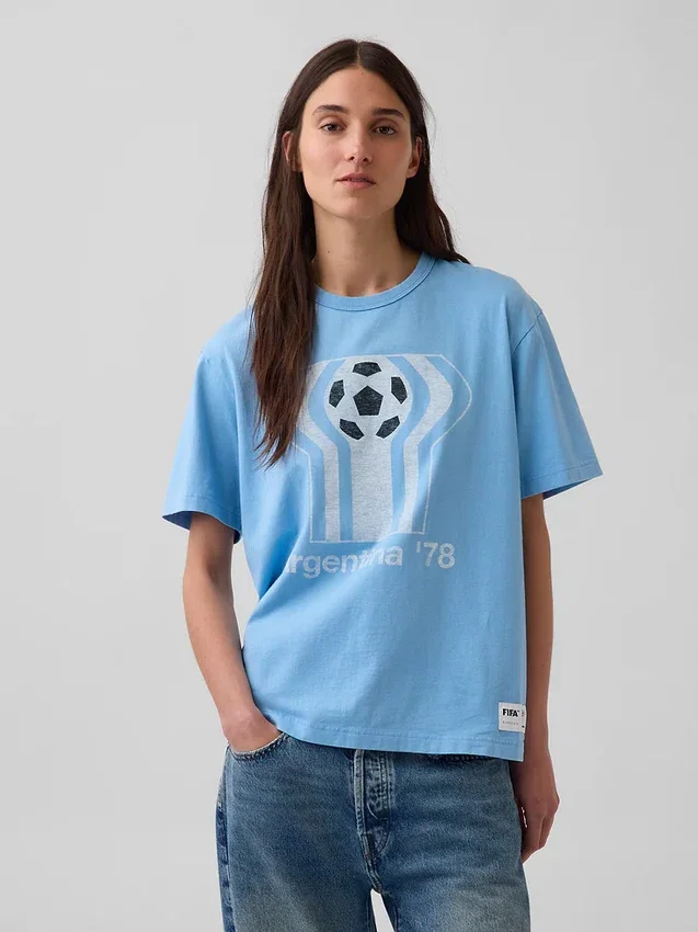 FIFA Dünya Kupası™ Rahat Kesim Grafikli Tişört
