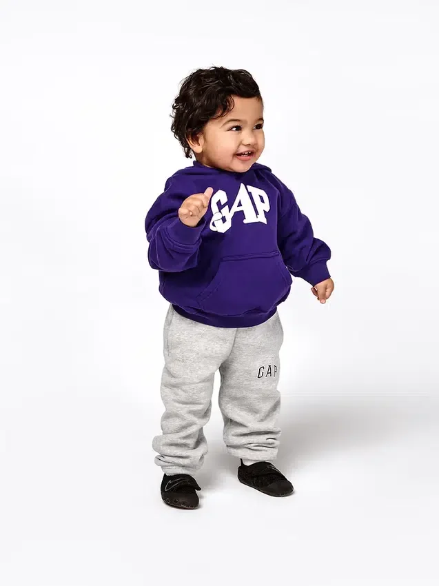 GAP × Awake Ny Küçük Çocuk Vintagesoft Logolu Kapüşonlu Sweatshirt