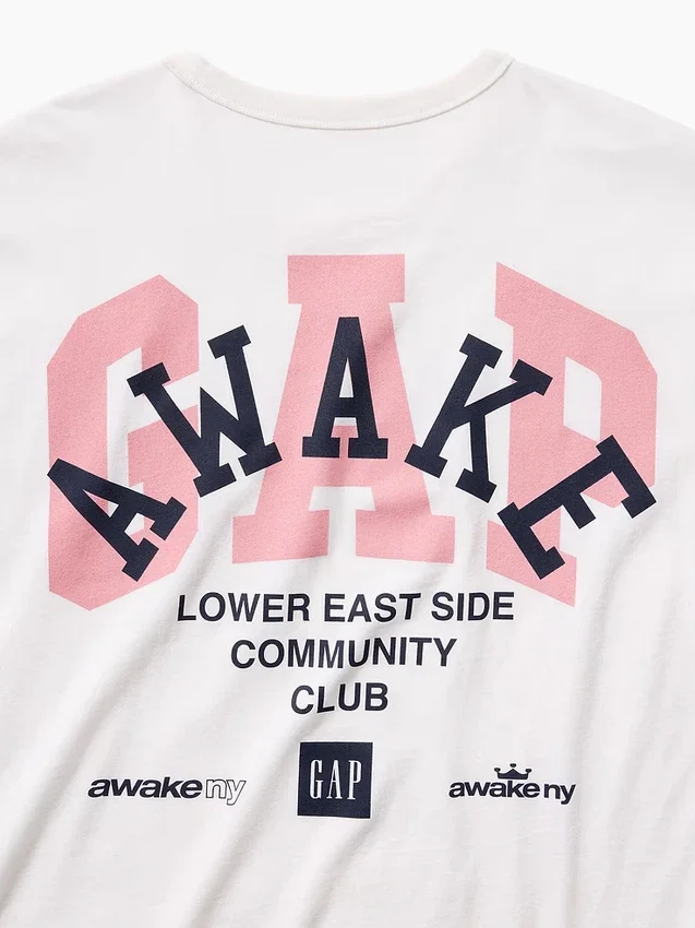 Gap × Awake Ny Rahat Kesim Logolu Tişört
