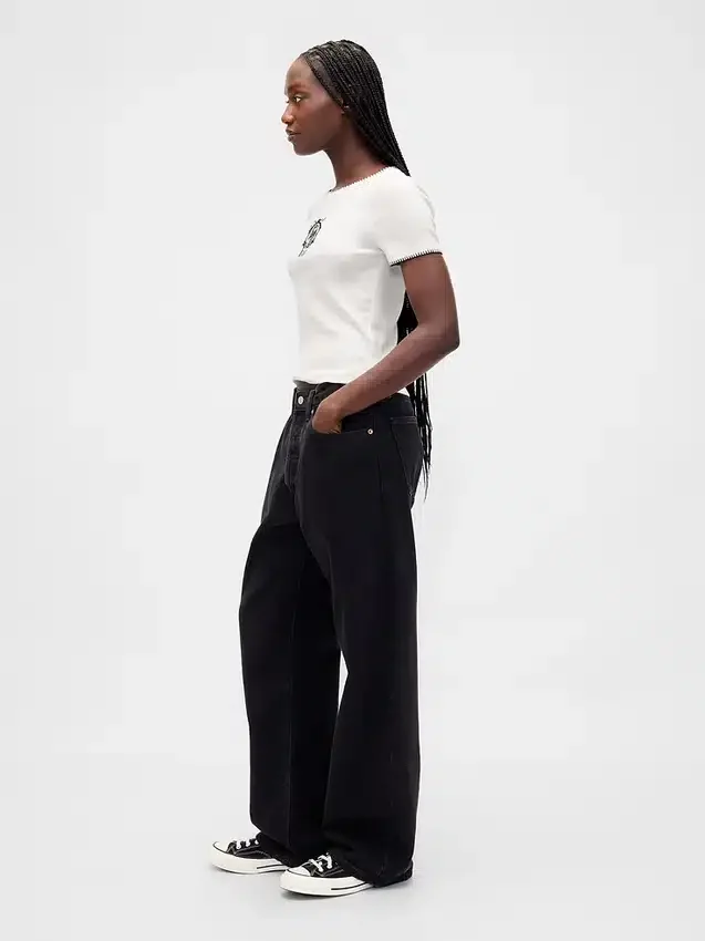 GAP × Disney Tim Burton'ın "The Nightmare Before Christmas" Modern Dar Kesim Tişört