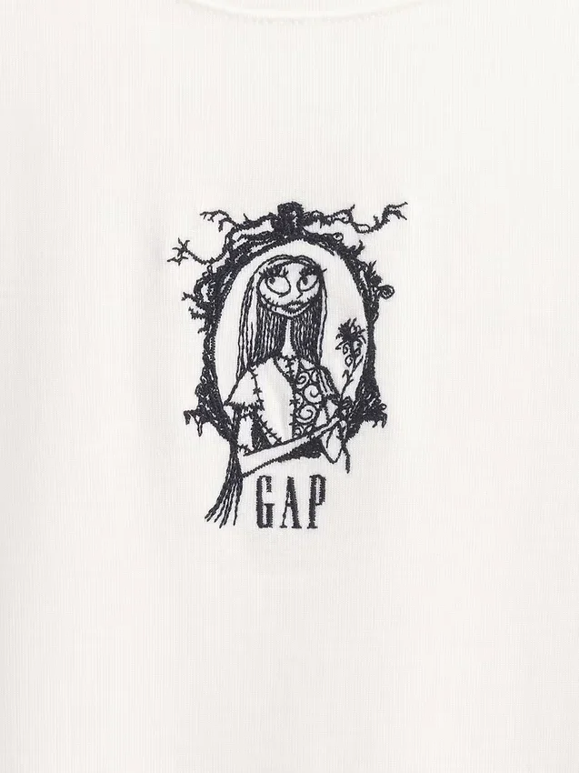 GAP × Disney Tim Burton'ın "The Nightmare Before Christmas" Modern Dar Kesim Tişört