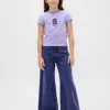 Gap × Disney Tim Burton'ın The Nightmare Before Christmas Çocuk Küçültülmüş Grafik Tişört