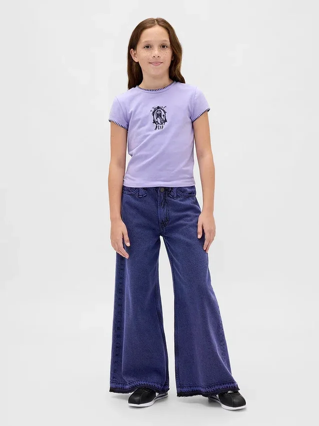 Gap × Disney Tim Burton'ın The Nightmare Before Christmas Çocuk Küçültülmüş Grafik Tişört