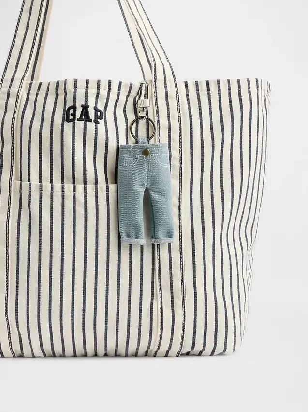 GAP Jean'ler Çanta Süsü