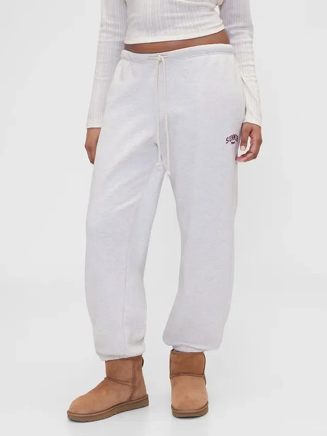 GAP × Summer Fridays Ağır Dokuma Rahat Logo Jogger Pantolon