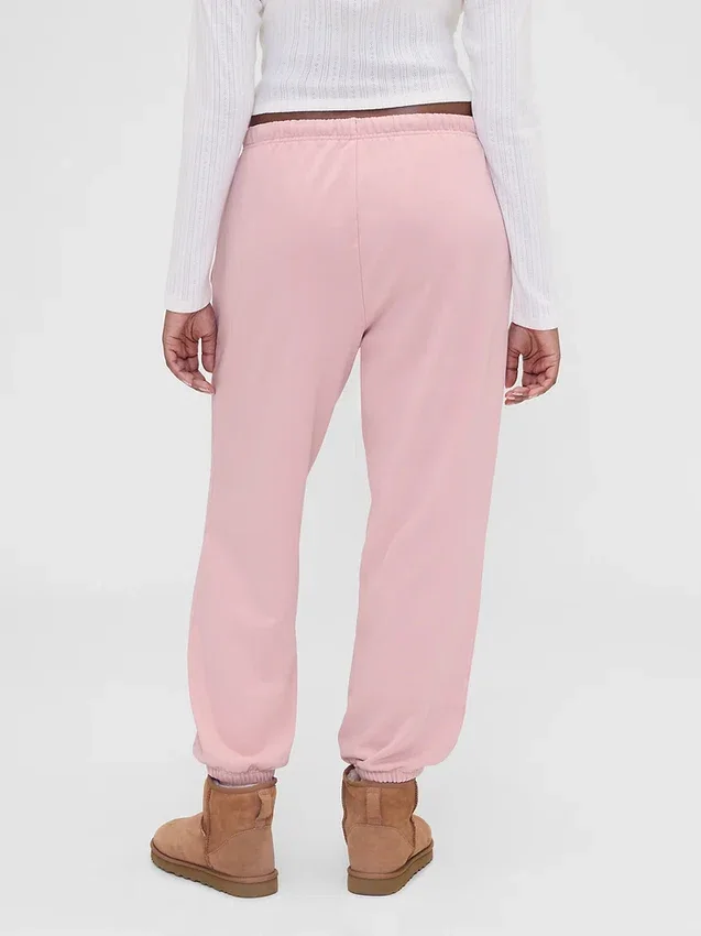 GAP × Summer Fridays Ağır Dokuma Rahat Logo Jogger Pantolon