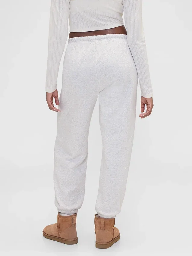 GAP × Summer Fridays Ağır Dokuma Rahat Logo Jogger Pantolon