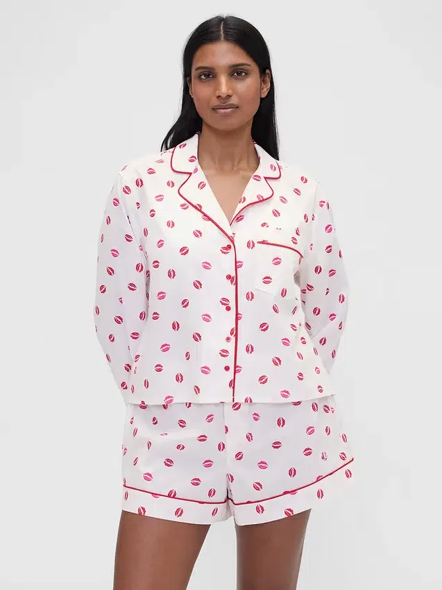 GAP × Summer Fridays Rahat Poplin Kiss Pijama Gömleği