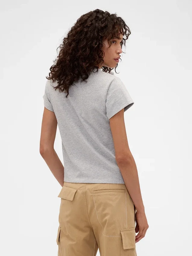 Gap × Victoria Beckham Organik Pamuklu Logolu Tişört