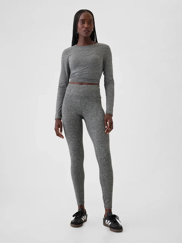 GapFit Pürüzsüz Jersey Tişört