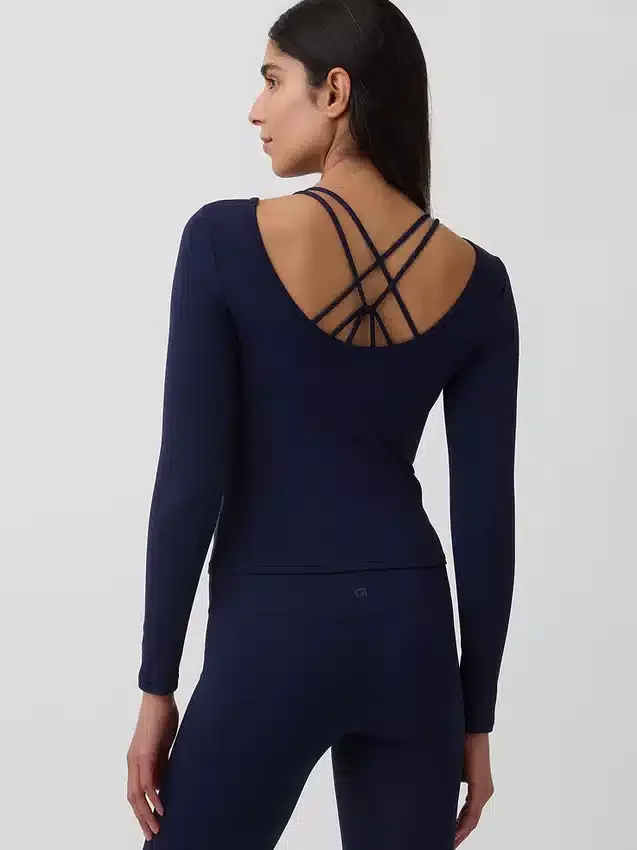 GapFit Pürüzsüz Kayık Yaka Tişört