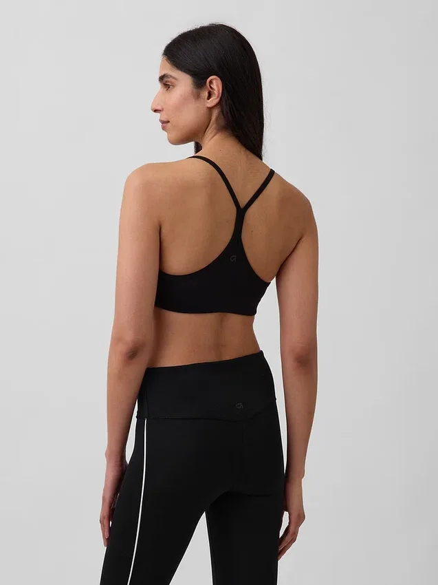 GapFit Pürüzsüz Racerback Spor Sütyeni
