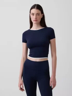 GapFit Smooth Çift Taraflı Sarma Kısa Üst