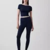 GapFit Smooth Çift Taraflı Sarma Kısa Üst