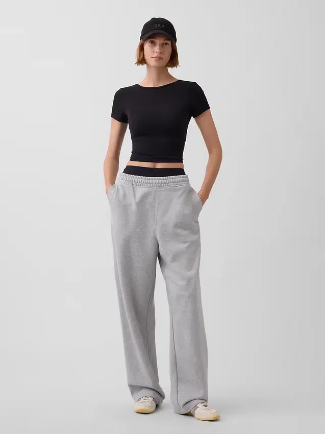 GapFit Smooth Çift Taraflı Sarma Kısa Üst