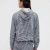 GapFit Tech Gingham Rüzgarlık