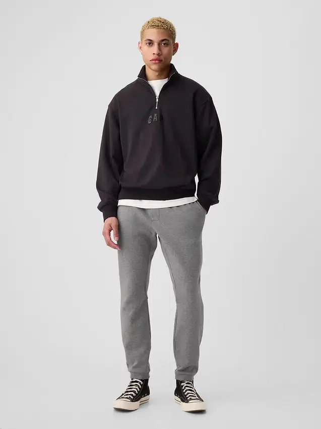 GapFit Tech Slim Jogger Pantolon