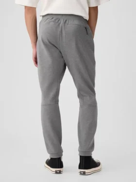 GapFit Tech Slim Jogger Pantolon