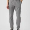 GapFit Tech Slim Jogger Pantolon