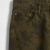 Çiçek Desenli Kanvas Bol Kesim Jean'ler