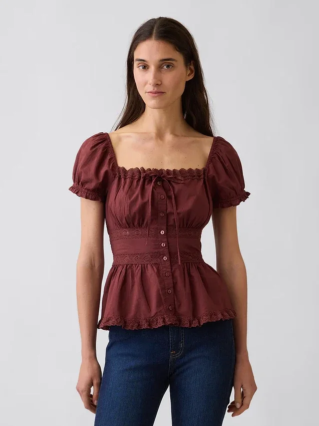 Kare Yaka Dantel Süslemeli Peplum Bluz