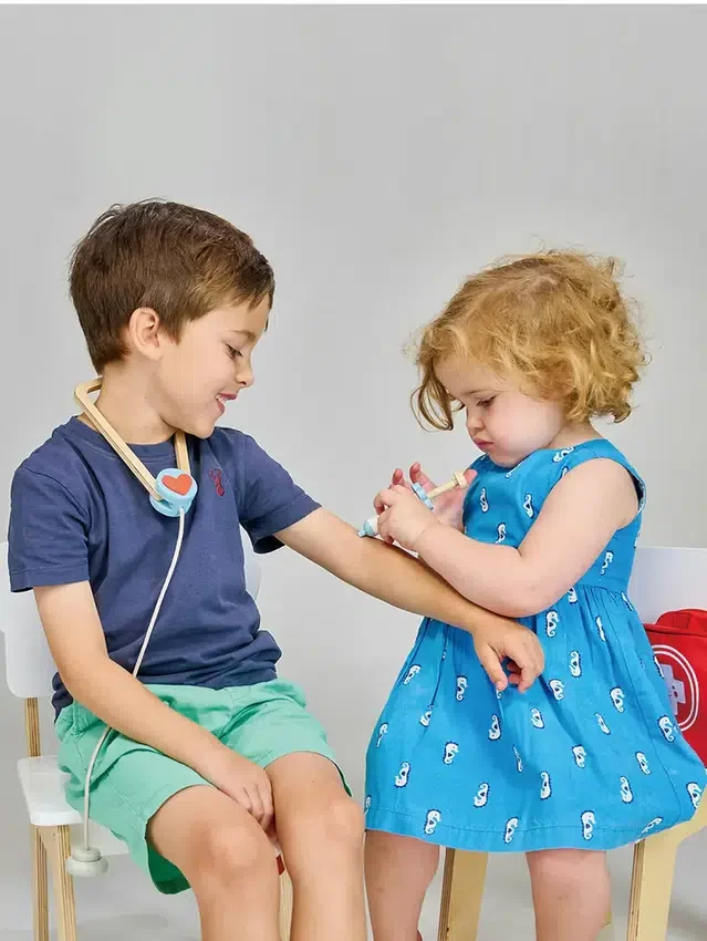 Küçük Çocuklar İçin İlk Yardım Çantası Oyuncak