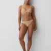 Madesoft Dantelli Derin Yaka Bralette