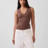 Modern V Yaka Tank Top