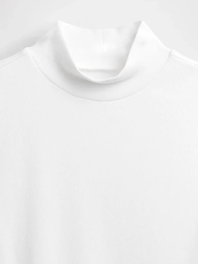 Modern Yarım Yaka Tank Top