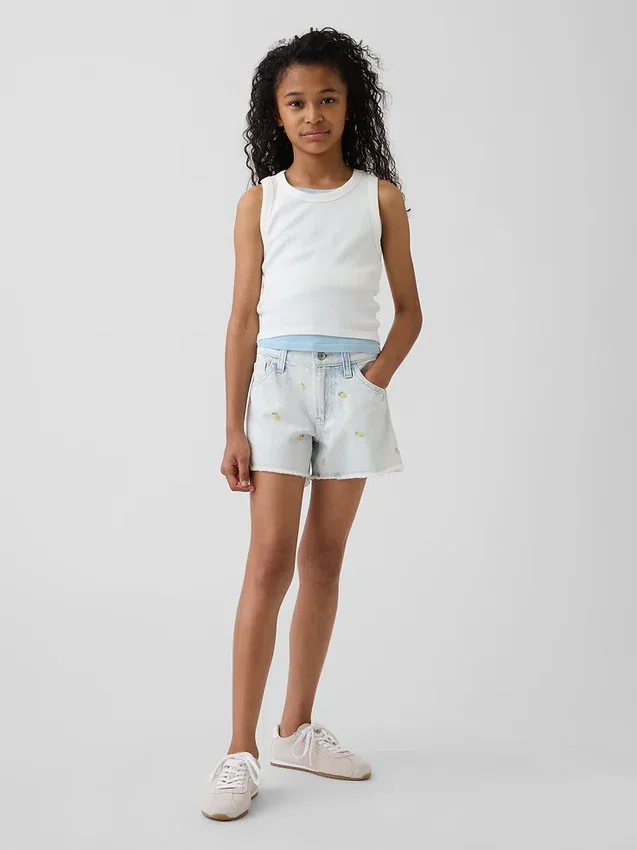 Çocuklar İçin Alçak Bel, Geniş Paça, Nakışlı Limon Desenli Denim Şortlar