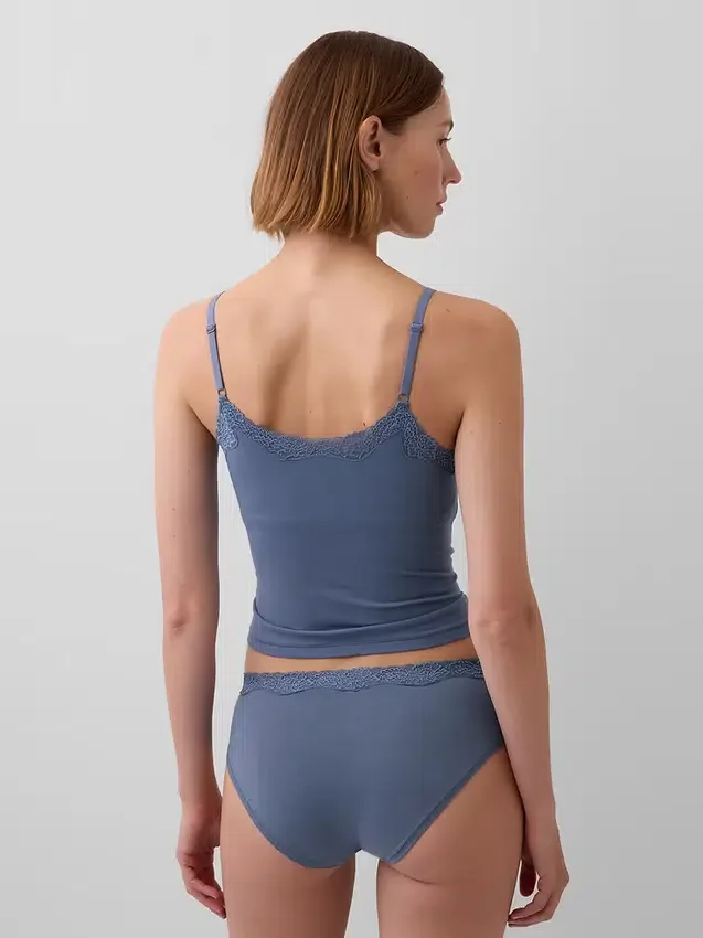 Organik Esnek Pamuklu Dantel Süslemeli Raflı Sütyenli Cami