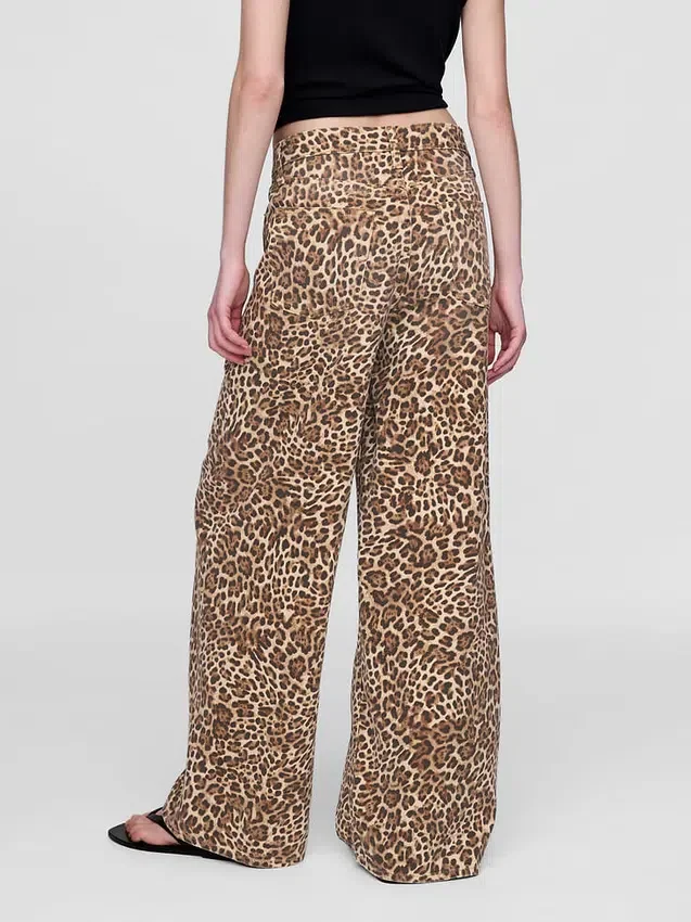 Orta Bel, Ultra Yumuşak Leopar Desenli Bol Kesim Jean